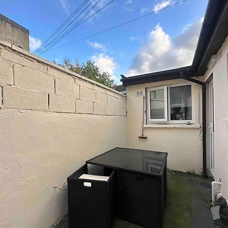 Апартаменты Private Cosy Studio - A1 Location Дублин Экстерьер фото