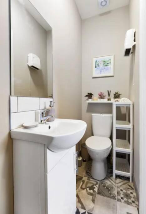 Апартаменты Private Cosy Studio - A1 Location Дублин Экстерьер фото